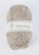 Load image into Gallery viewer, Light Beige Alafosslopi - 0086