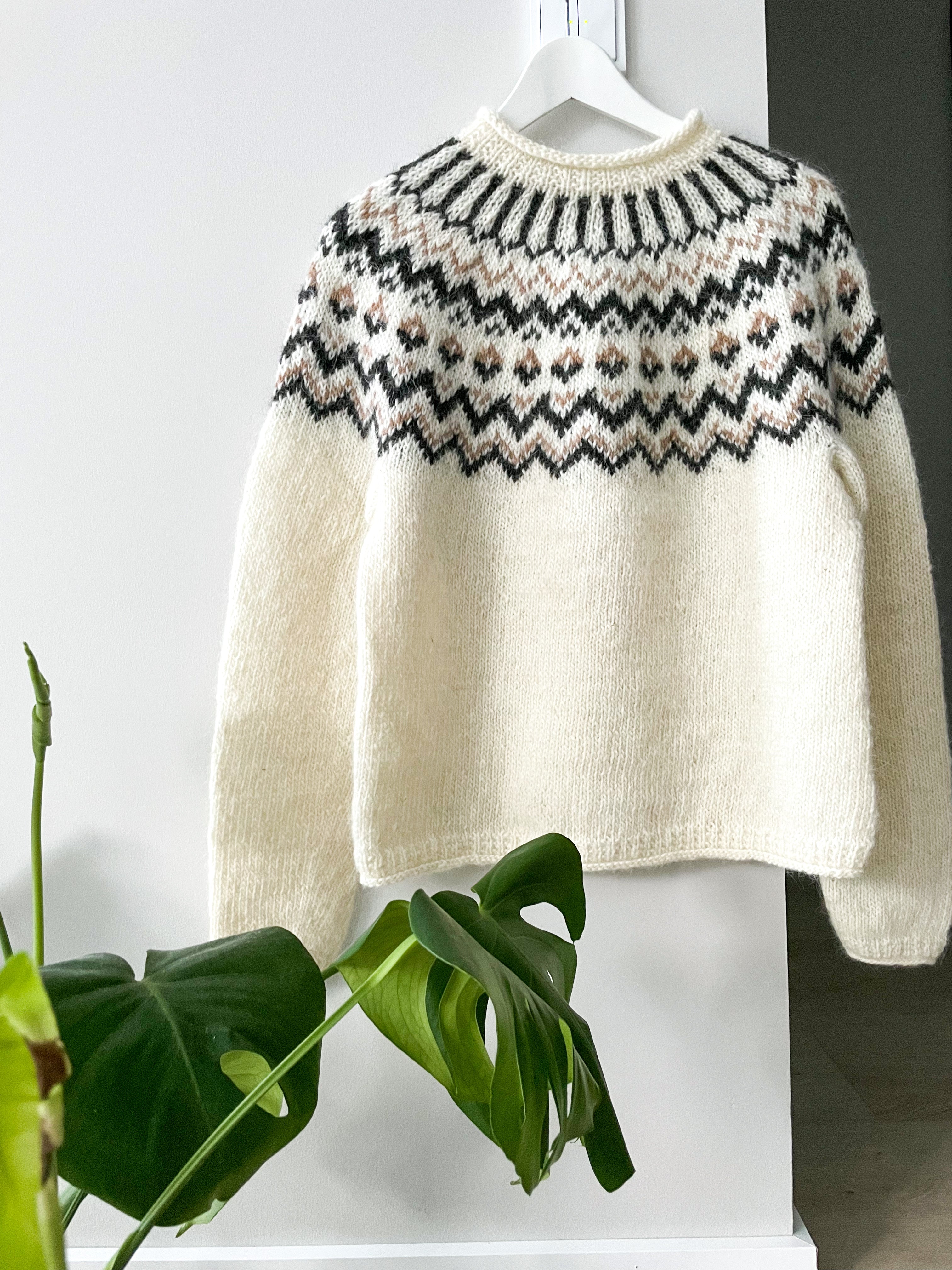 Lopapeysa Pull Riddari Lopapeysa, Riddari Iceland Sweater, Riddari - Main Image